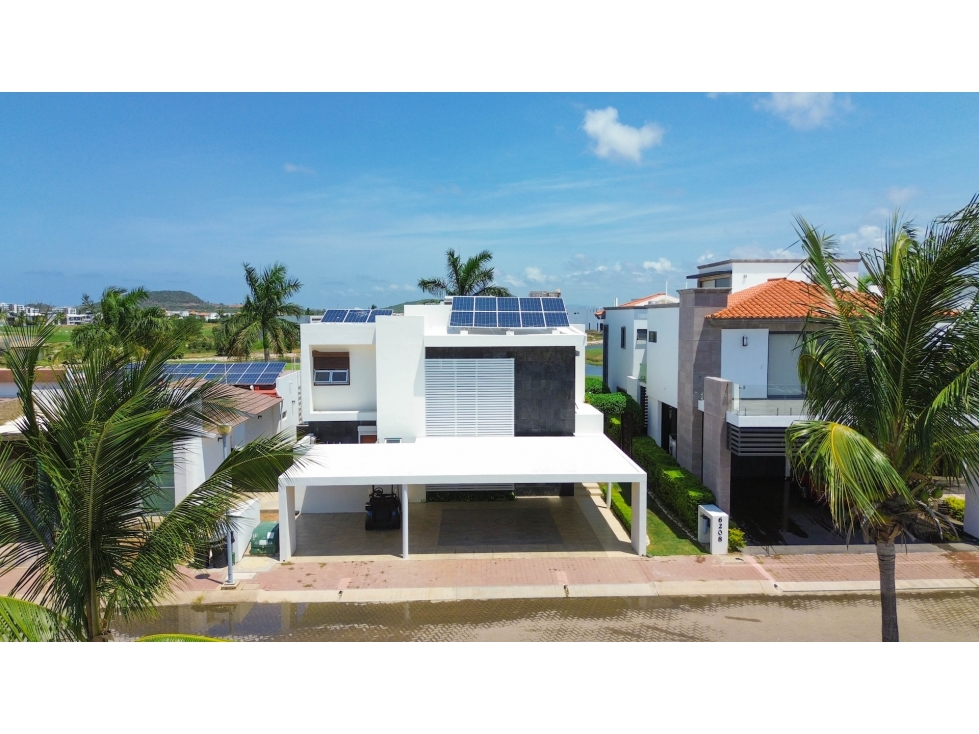 Casa en venta en Marina Campo de Gofl