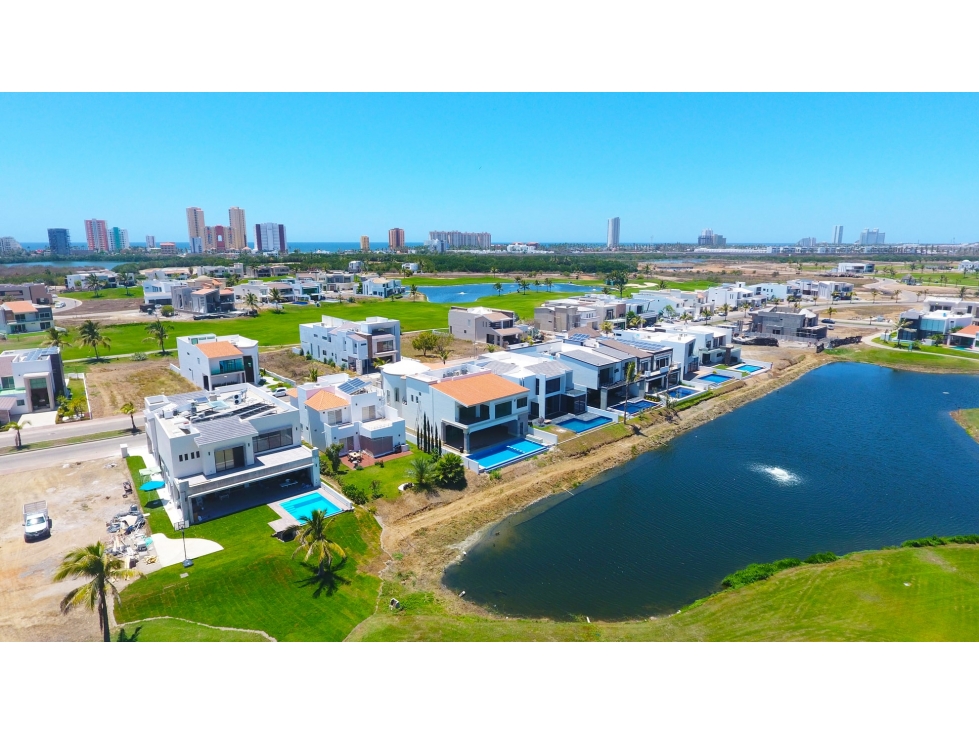 Terreno en venta en Campo de Golf, Mazatlán - 2