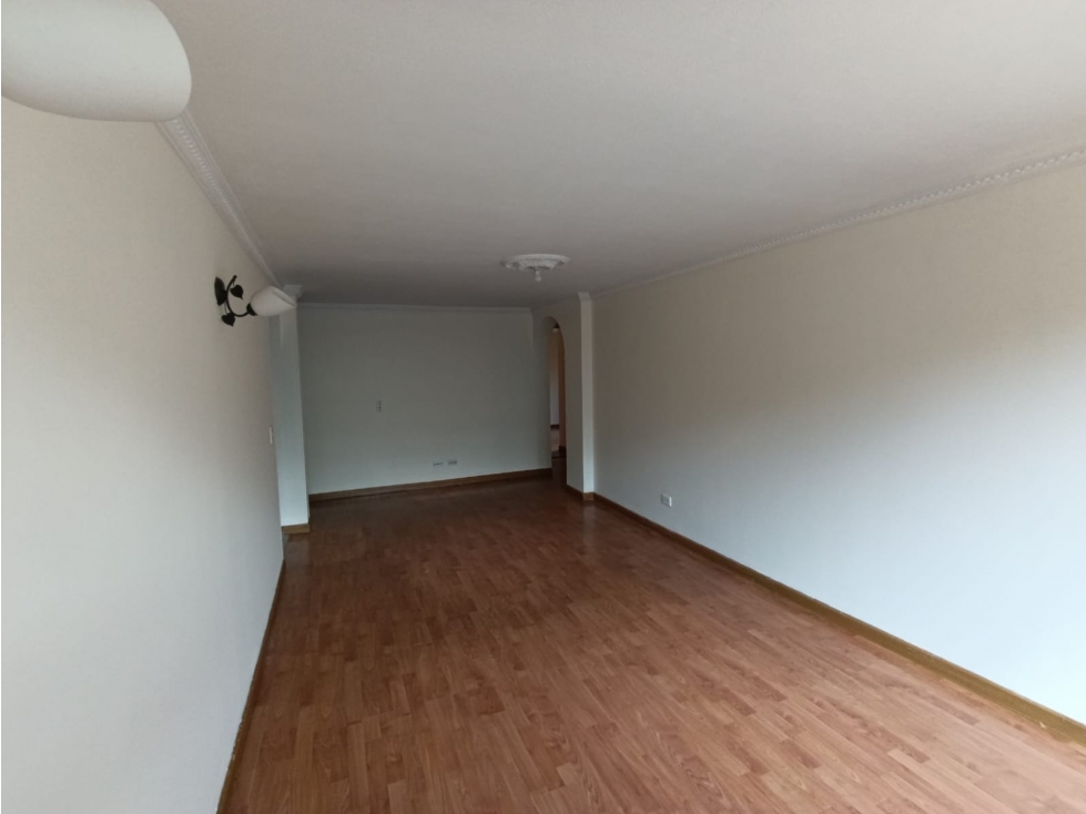Apartamento en Arriendo, Colina Campestre, Bogotá. — foto 2