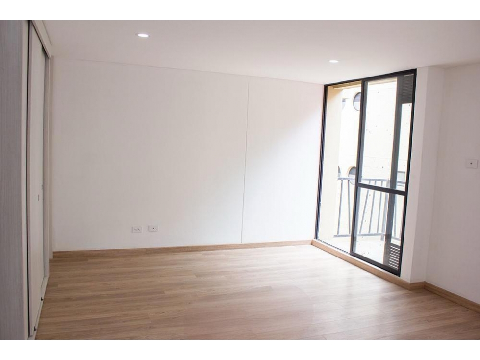 Apartamento En Venta La Candelaria Residenciad Montfort Suites