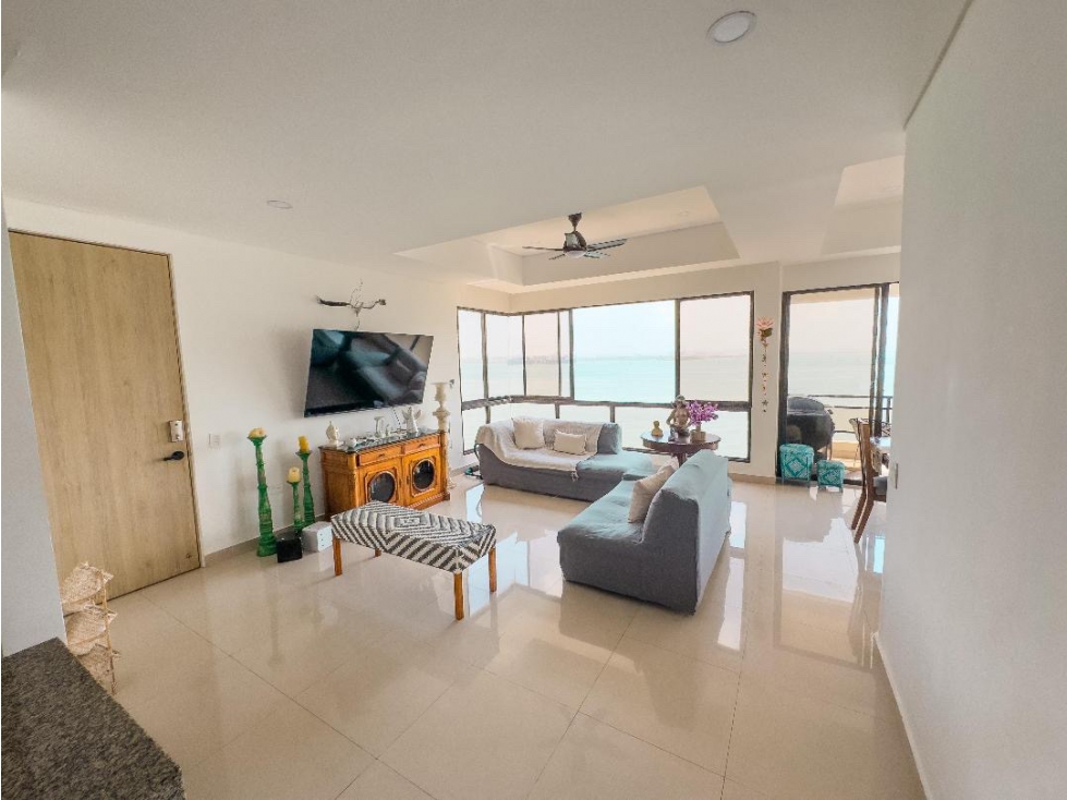 Apartamento remodelado con vista directa a la bahía en Cartagena — foto 4