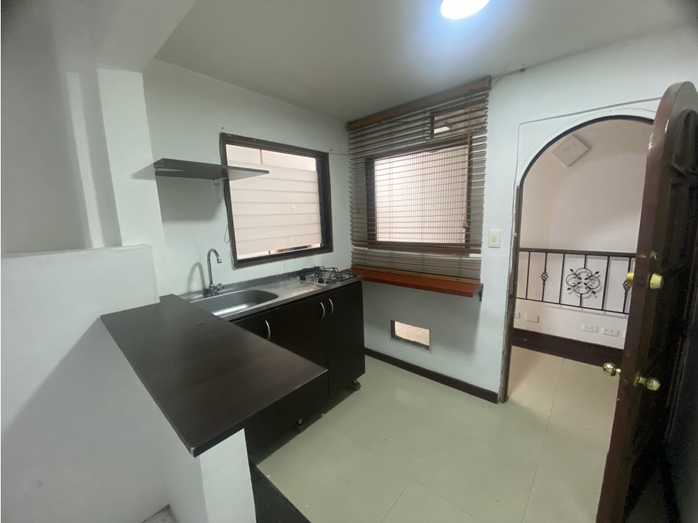 Apartaestudio En Arriendo en Polo Servicios Incluidos - 4
