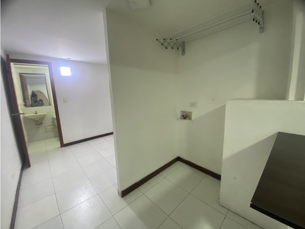 Apartaestudio En Arriendo en Polo Servicios Incluidos - 5