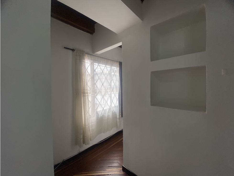 Apartaestudio En Arriendo El Polo Con Servicios Incluidos — foto 6