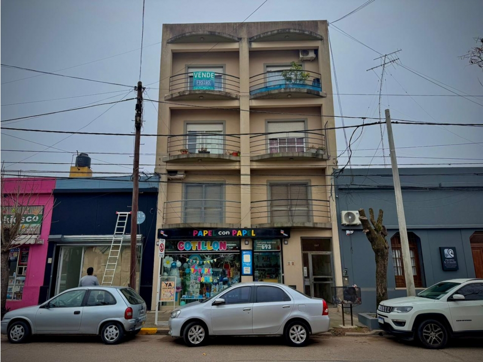 Venta Departamento 2 Ambientes Centrico, Moreno 693