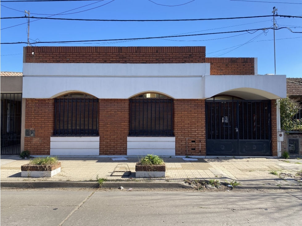 Venta Casa Centrica Sarmiento 900 - 1