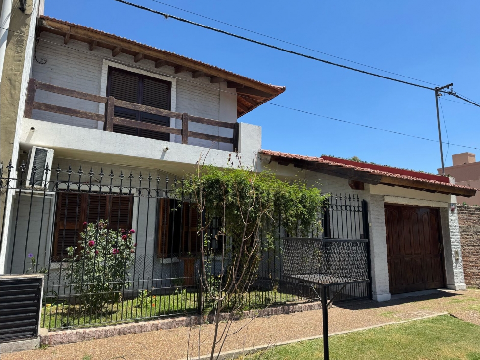 Venta Casa Centrica 25 de Mayo 1569 - 2