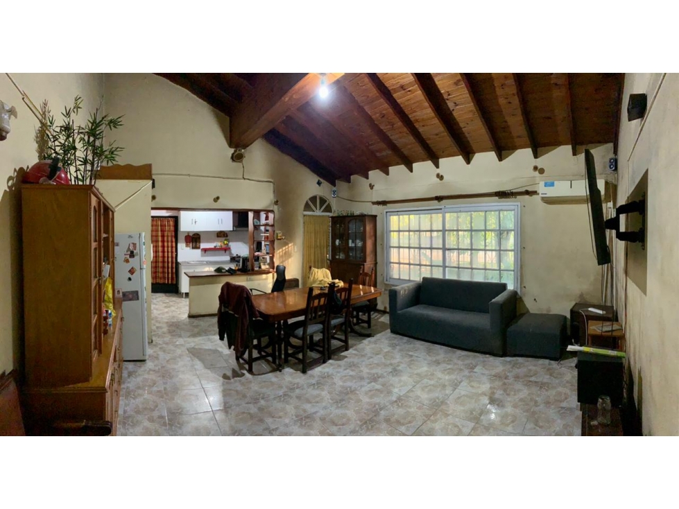Venta Casa en calle San Luis Gogna - 2