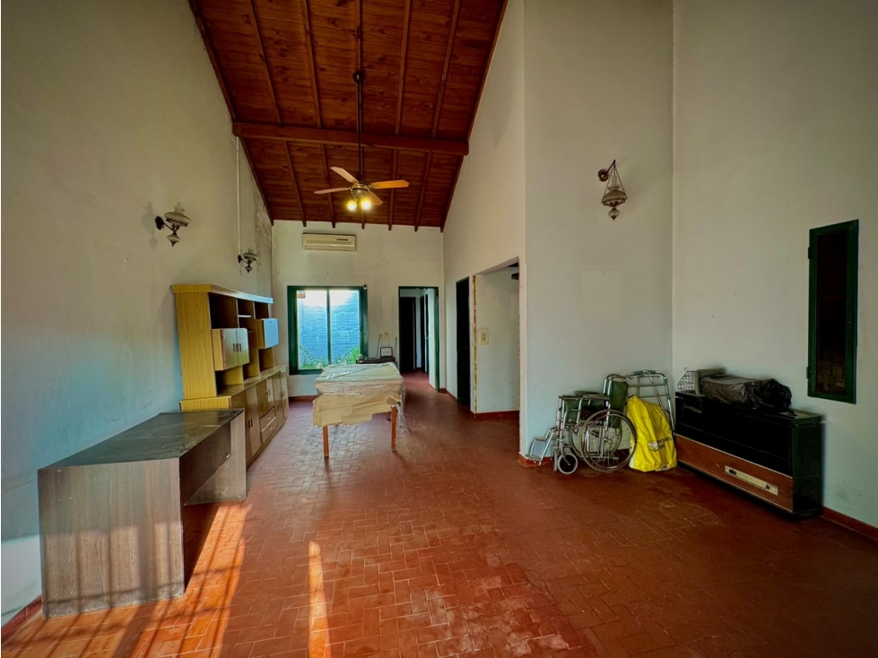 Venta Casa en Bº Sarmiento Ferrocarril Oeste 1314 - 4