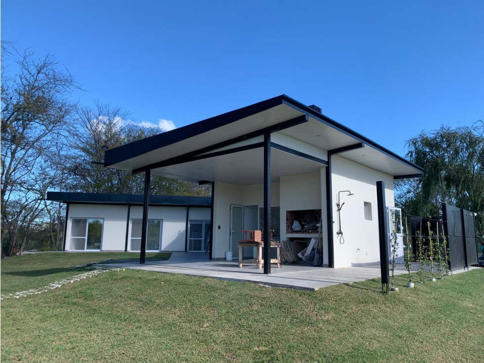Venta Hermosa Vivienda en Everlinks Golf Country Club - 2
