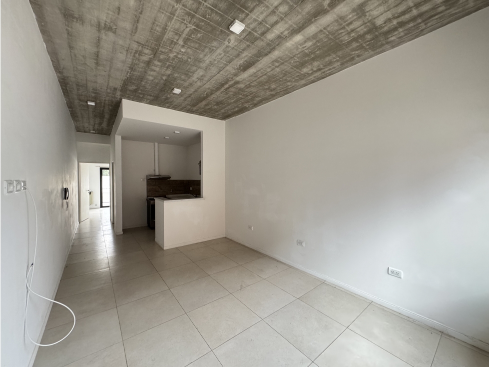 *VENTA* DEPARTAMENTO 2 AMBIENTES CENTRICO P/B - 2