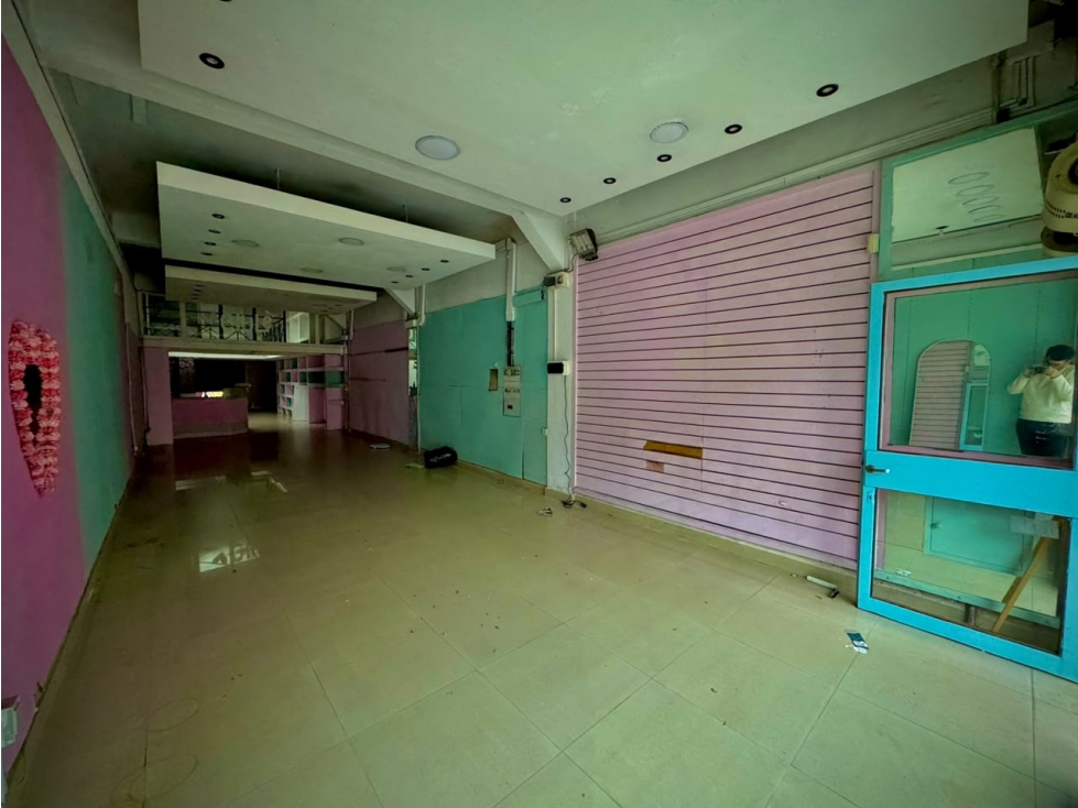 Alquiler Local comercial sobre SAN MARTIN - 6