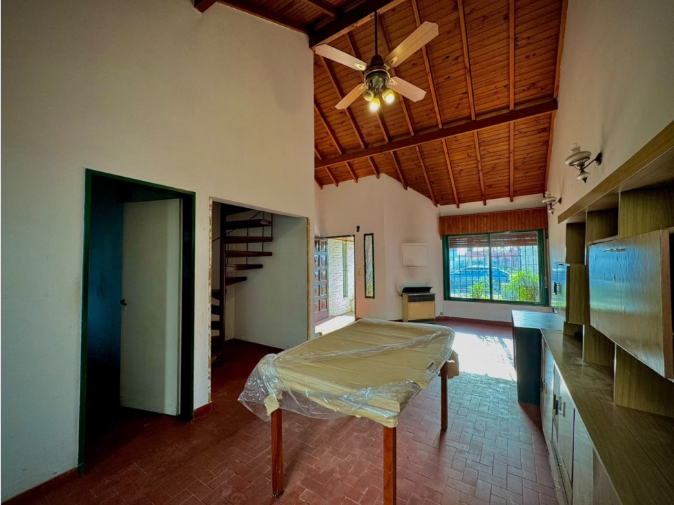 Venta Casa en Bº Sarmiento Ferrocarril Oeste 1314 - 5