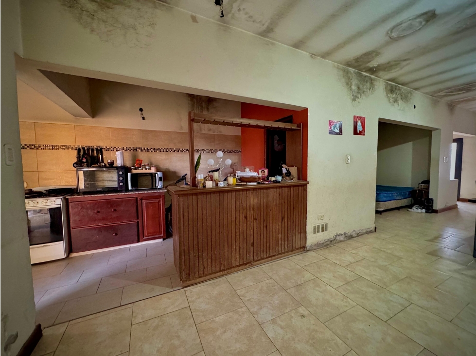 *VENTA* CASA EN Bº EL TREBOL - 4