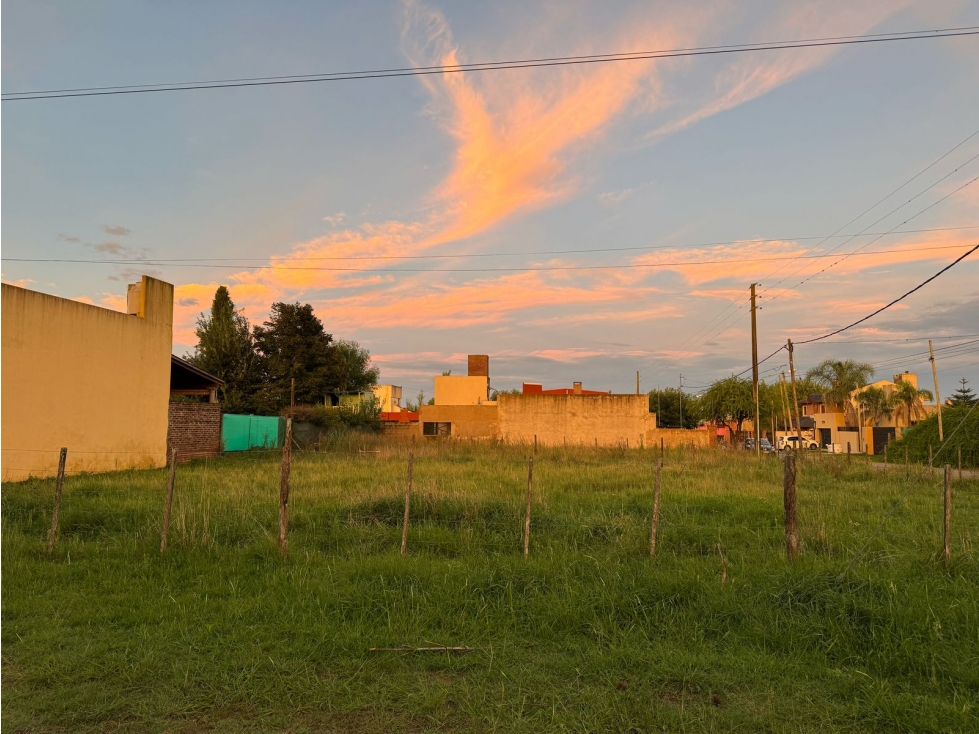 Venta Lote en Pueblo Nuevo Barrio el Soleado - 2