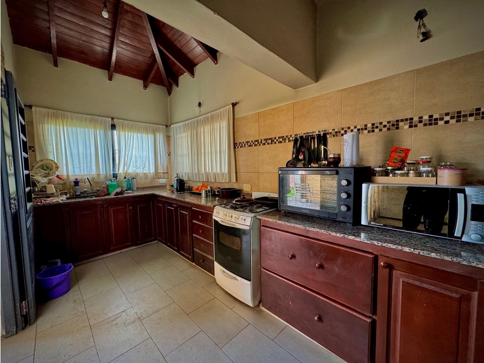 *VENTA* CASA EN Bº EL TREBOL - 5