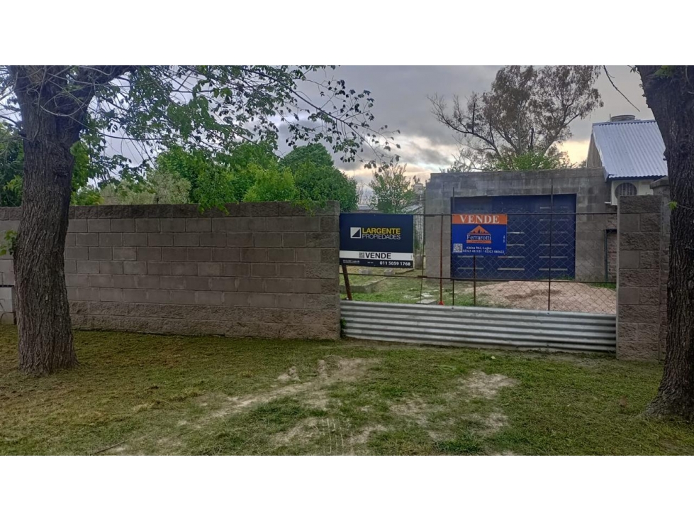 *VENTA* LOTE EN OLIVERA CON MEJORAS