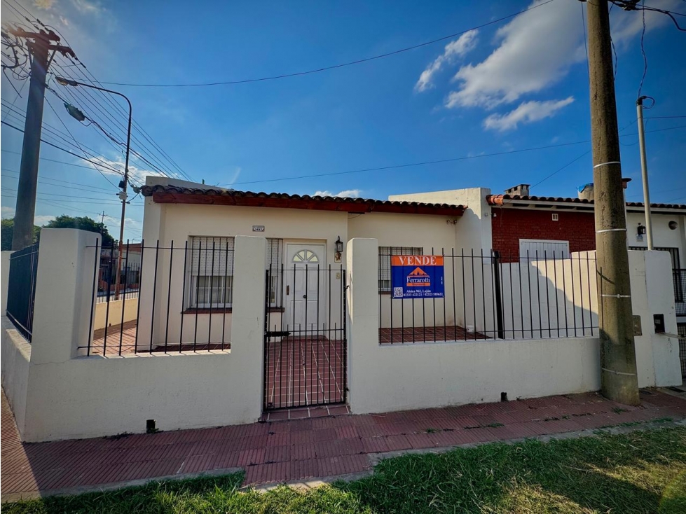 Venta Casa en Bº Sarmiento 33 Orientales 1497