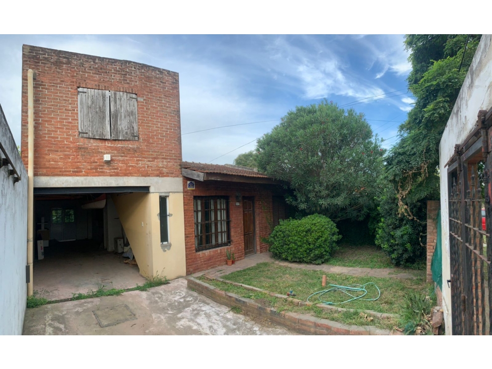Venta Casa Bº Champagnat, Monjardin 1275 - 2