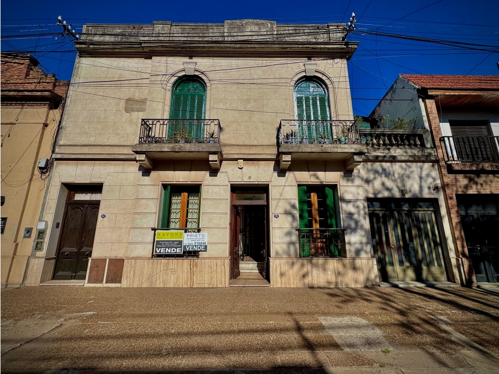 Venta Casa Centrica 3 ambientes, Lavalle 651 - 1