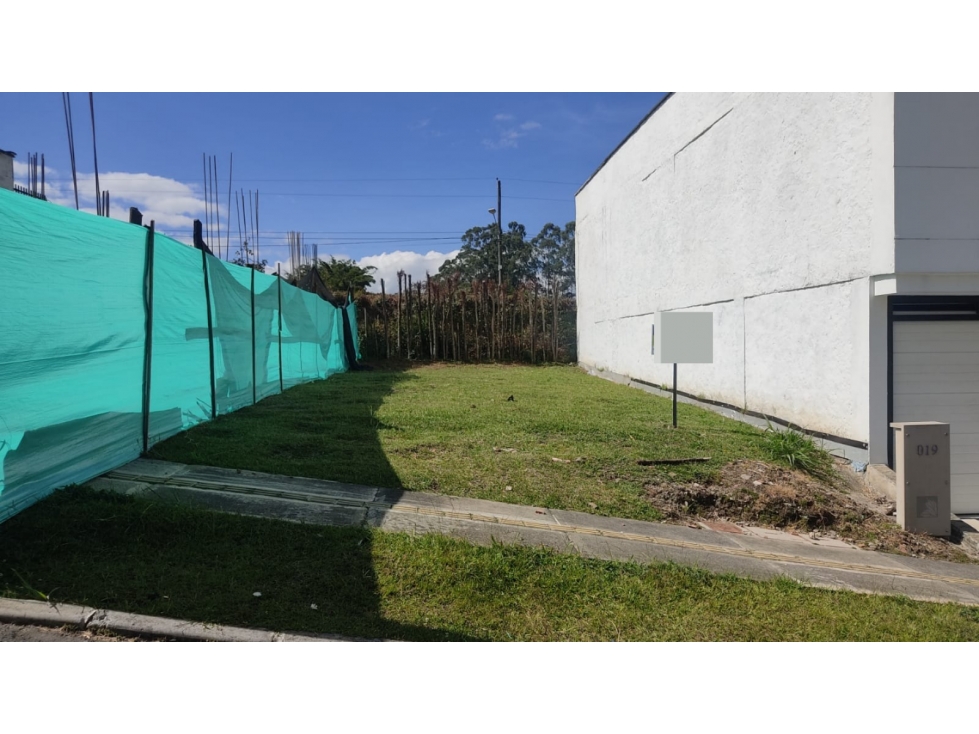 Lote Gualanday - Llanogrande