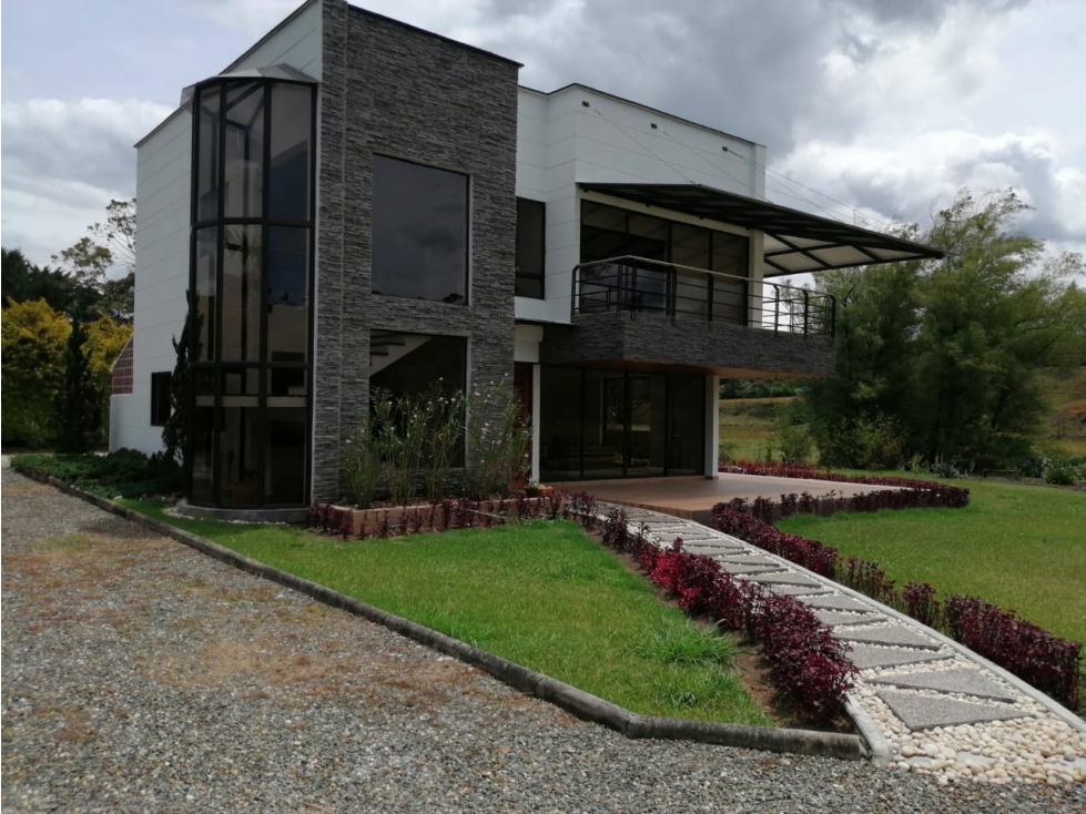 Casa campestre Vía San Antonio - La Ceja