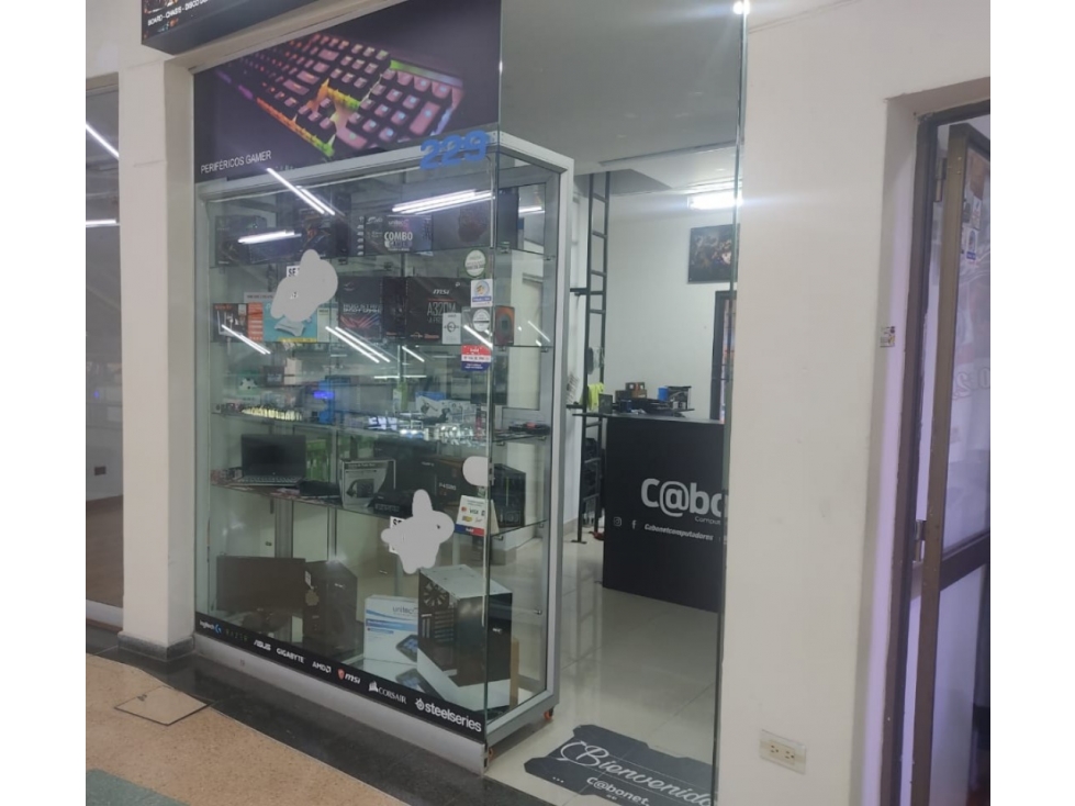 Local en Centro Comercial — foto 3