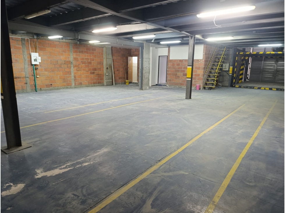 Bodega en Arriendo Guayabal