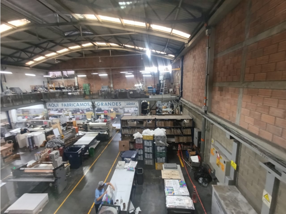 Bodega en Arriendo Sabaneta — foto 2