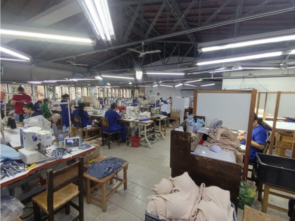 Bodega en Arriendo Barrio Colombia — foto 4