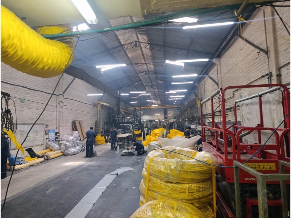 Bodega en Arriendo Barrio Colombia — foto 2