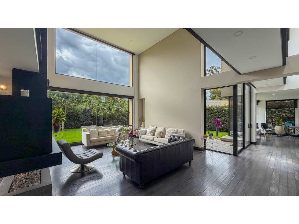Casa en La Arborada de Cota | 285 m²