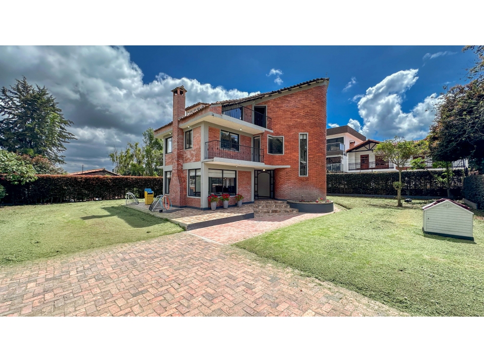 Increíble Casa en Cota Venta - 1