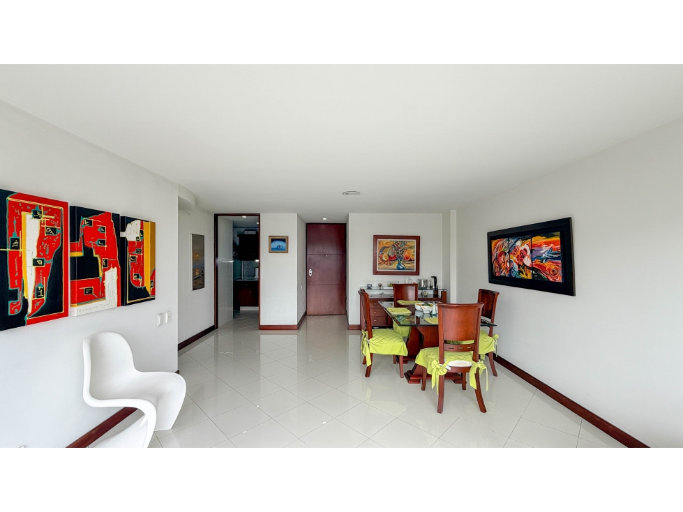 Apartamento en La Calleja | 91 m², estudio y 2 garajes — foto 2