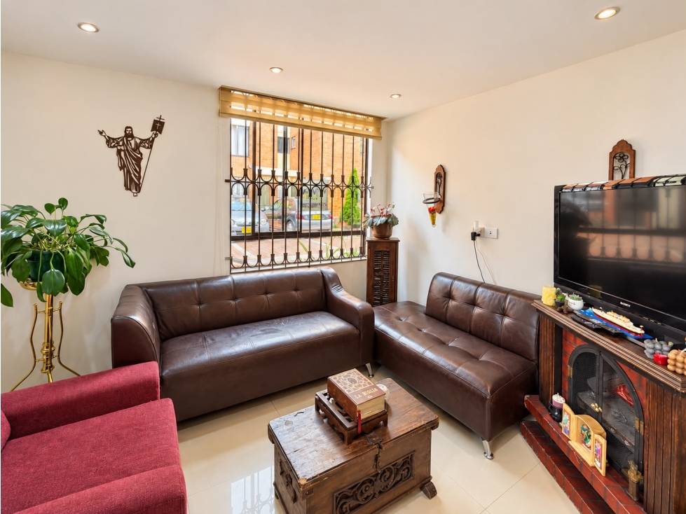 Casa en Venta Colina Campestre | 3 Niveles | 101 m² — foto 2