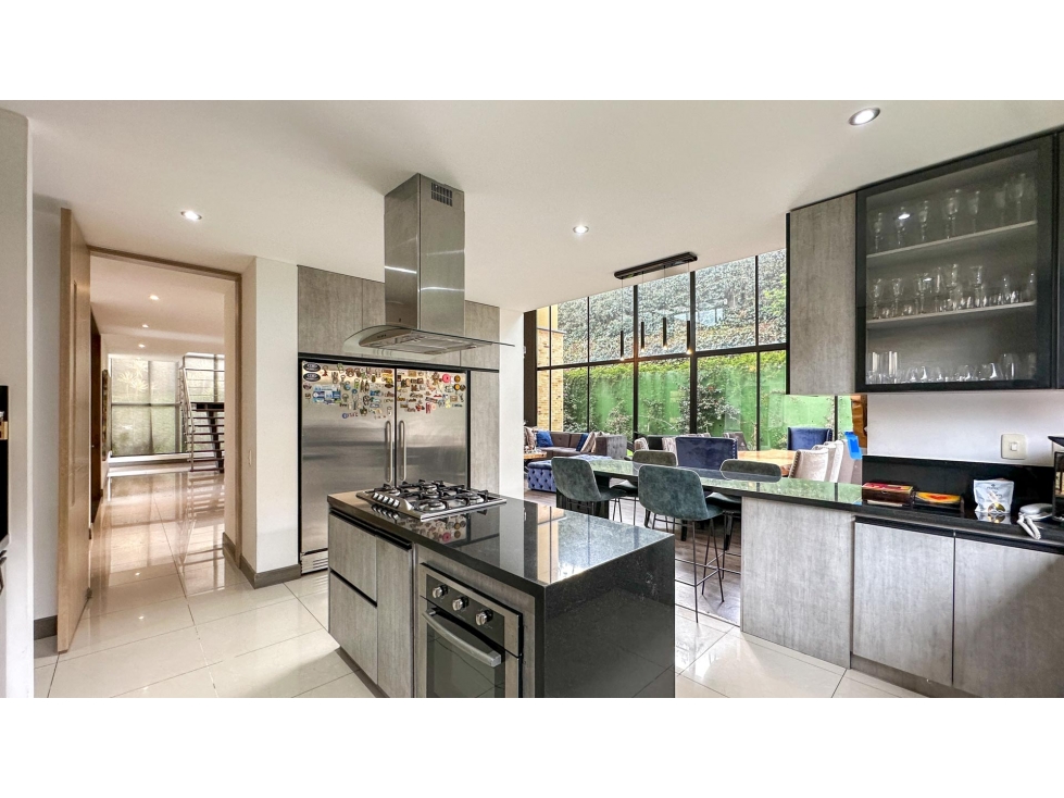 Casa en Kalamary, Chía | Espacio, jardín y privacidad — foto 5