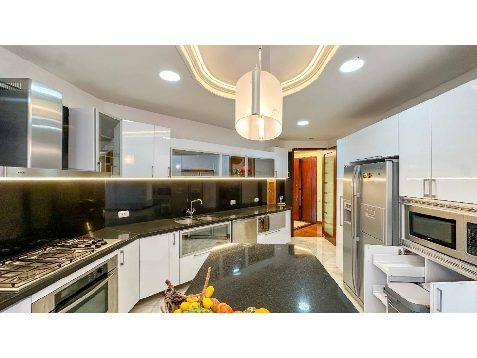 Apartamento en La Cabrera | 250 m², balcón y 3 garajes (AM) — foto 6