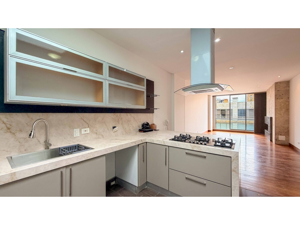 Venta o Arriendo Apto con terraza | Chicó Norte | 3 hab