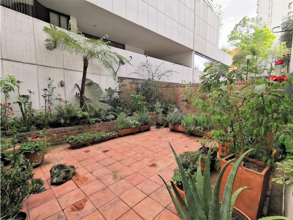 Apartamento venta El Nogal con terraza, Bogotá