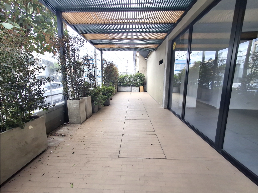 Local comercial en arriendo en Chapinero, Bogotá — foto 2