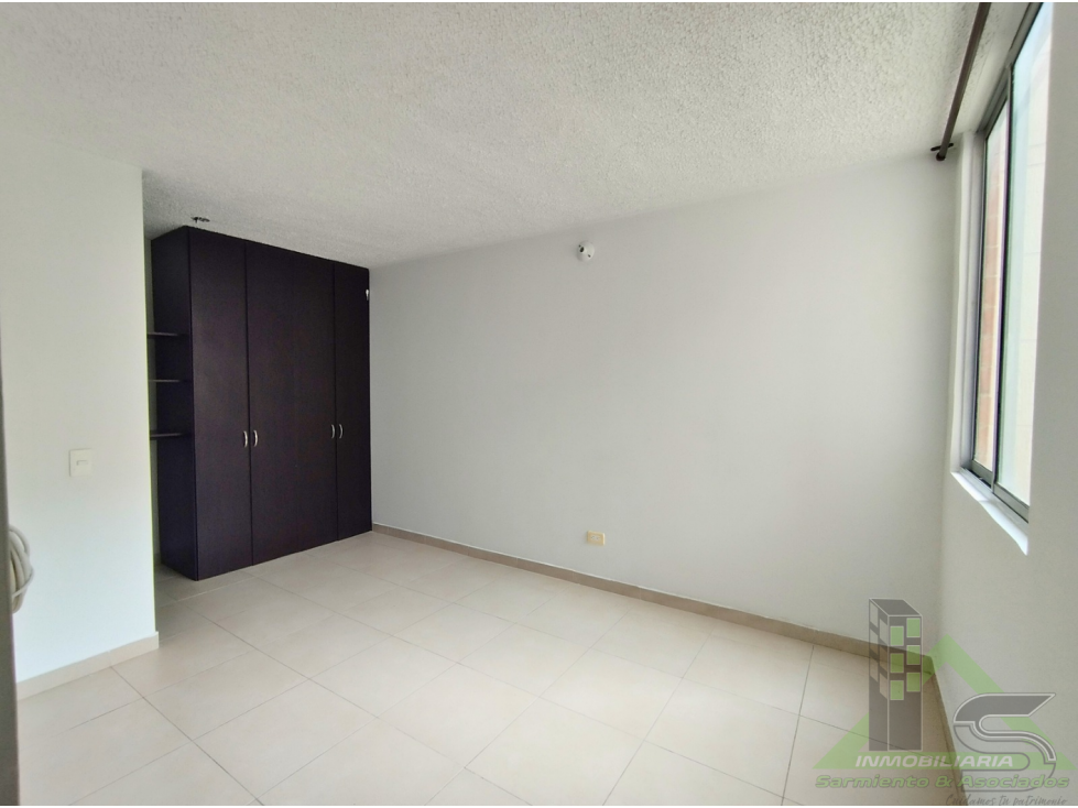 APTO EN ARRIENDO CONJUNTO ARBOLEDA S.R
