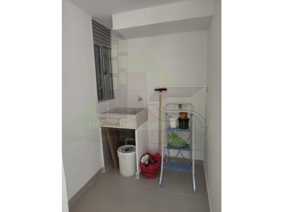 ARRIENDO ESPECTACULAR APARTAMENTO — foto 2