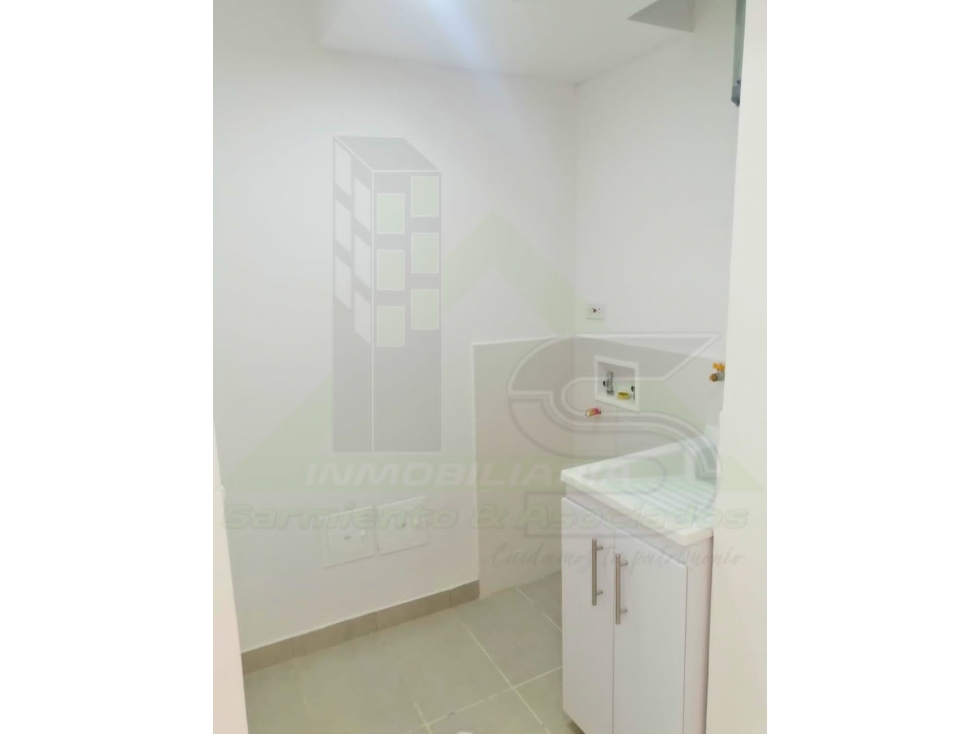 ARRIENDO APARTAMENTO en San Marco — foto 2
