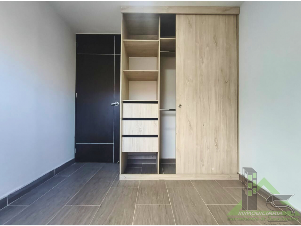 APTO EN ARRIENDO CONJUNTO SALINAS 1 — foto 2
