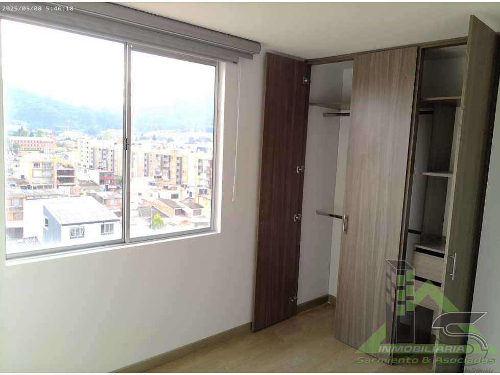APTO EN ARRIENDO CONJUNTO VERDE ALTO — foto 2