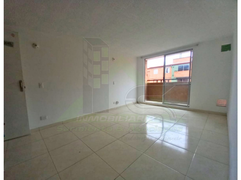 APTO EN ARRIENDO CONJUNTO LOS ÁLAMOS — foto 3