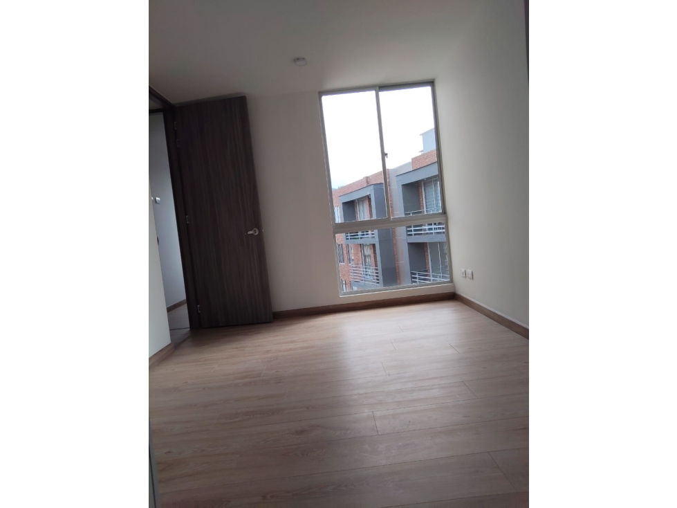 APTO EN ARRIENDO ALDEA SAN MARCO — foto 6