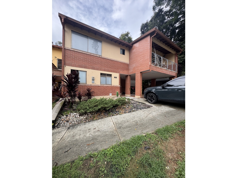 Casa para venta Envigado sector Lomas De Los Mesa