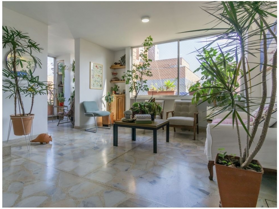 HERMOSO PENTHOUSE DÚPLEX LAURELES 147M2+ 42M2 TERRAZA