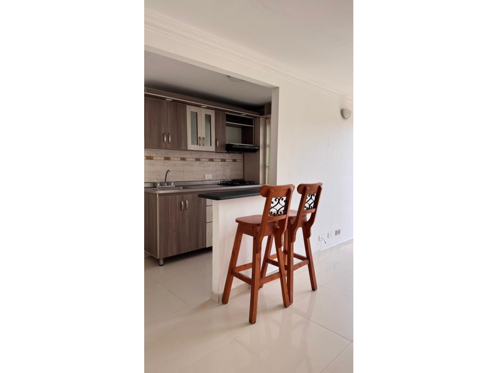 SE VENDE APARTAMENTO ENTRE BELEN RINCON Y LOS BERNAL* — foto 4